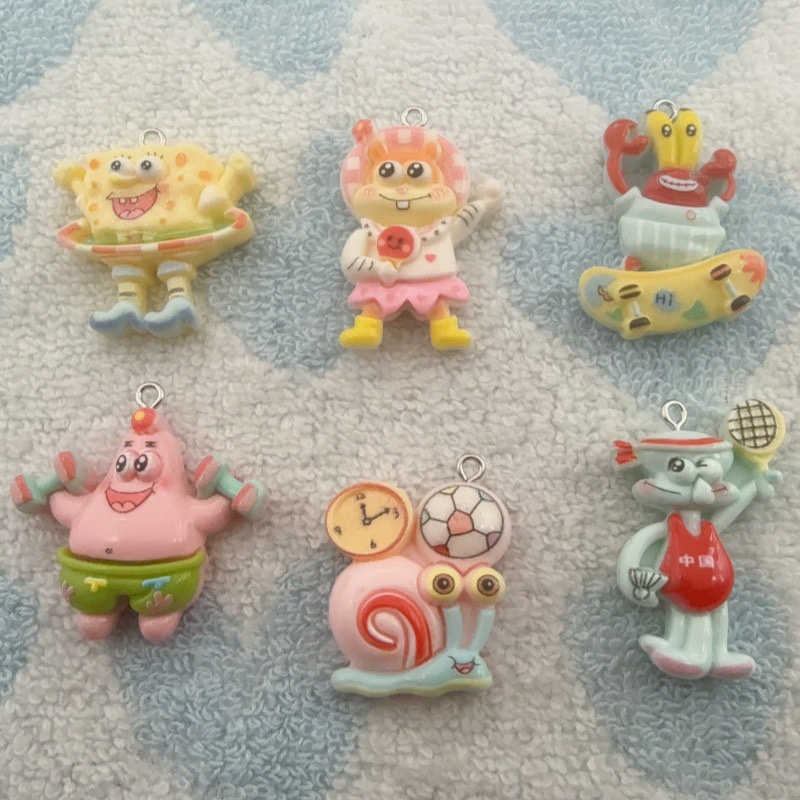 10 Stück Cartoon-Harzanhänger, – Resin Art Hanging Bewertung und Preis