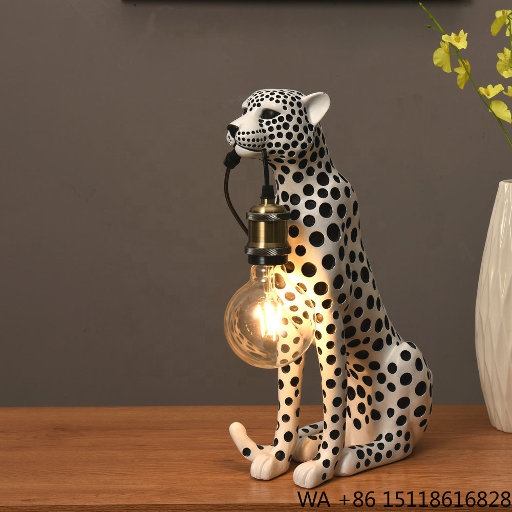 Moderne Kunst Tier Leoparden-H – Resin Art Sculptures Bewertung und Preis